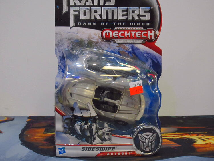 Transformer Dark of the moon Sideswipe